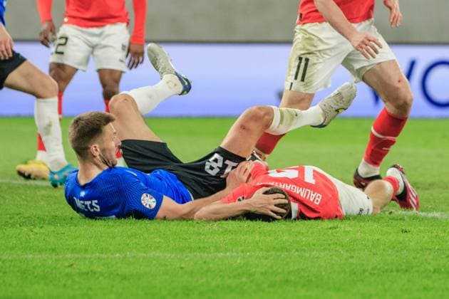 SOCCER - UEFA EURO, EM, Europameisterschaft,Fussball 2024 Quali, AUT vs EST LINZ,AUSTRIA,24.MAR.27 - SOCCER - European Qualifiers 2024, OEFB international match, Länderspiel, Nationalmannschaft Austria vs Estland. Image shows Karol Mets (EST) and Christoph Baumgartner (AUT).  GEPAxpictures xManuelxBinder