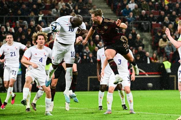 Bilder des Jahres 2023, Sport 03 März Sport Themen der Woche KW13 Kopfball Niclas Fuellkrug 9 (Deutschland), Handspiel Romelu Lukaku 10 (Belgien), Deutschland vs. Belgien, Fussball, Nationalmannschaft Länderspiel , 28.03.2023 DFB regulations prohibit any use of photographs as image sequences and or quasi-video *** Niclas Fuellkrug header 9 Germany , Romelu Lukaku handball 10 Belgium , Germany vs Belgium , Football , National team international , 28 03 2023 DFB regulations prohibit any use of photographs as image sequences and or quasi video Copyright: xkolbert-press MarcxNiemeyerx
