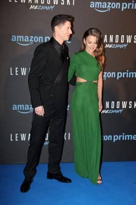 WARSZAWA 28.03.2023 PREMIERE OF UNKNOWN , AMAZON DOCUMENTARY MOVIE ABOUT ROBERT LEWANDOWSKI ROBERT LEWANDOWSKI ANNA LEWANDOWSKA FOT. PIOTR KUCZA FOTOPYK NEWSPIX.PL --- Newspix.pl  230328PYK023
