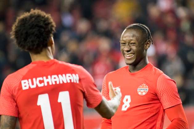 Fußball, CONCACAF Nations League, Kanada - Honduras March 28, 2023, Toronto, Ontario, Canada: Tajon Buchanan 11 (L) and Ismael Kone 8 (R) celebrate after Canada defeated Honduras 4-1 during the CONCACAF Nations League qualifier game between Canada and Honduras at BMO field in Toronto. Toronto Canada - ZUMAm154 20230328_zap_m154_037 Copyright: xAngelxMarchinix