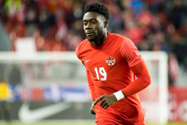 Fußball, CONCACAF Nations League, Kanada - Honduras March 28, 2023, Toronto, Ontario, Canada: Alphonso Davies 19 in action during the CONCACAF Nations League qualifier game between Canada and Honduras at BMO field in Toronto. The game ended 4-1 for Canada sending it to the semifinals. Toronto Canada - ZUMAm154 20230328_zap_m154_041 Copyright: xAngelxMarchinix