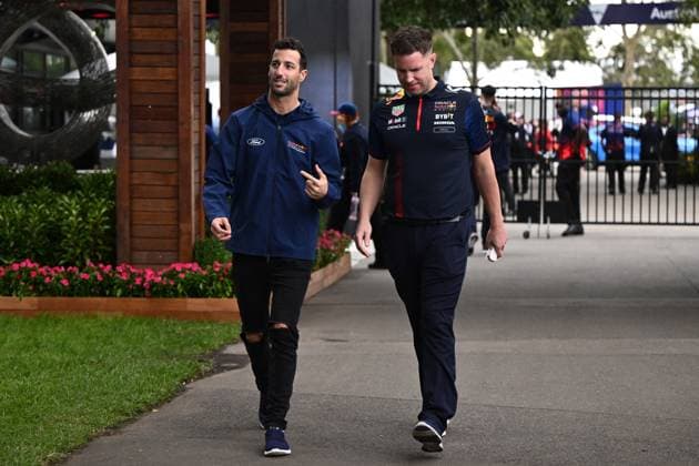 AUSTRALIAN F1 GRAND PRIX, Red Bull Racing reserve driver Daniel Ricciardo (left) in the paddock during the Albert Park Grand Prix Circuit in Melbourne, Thursday, March 30, 2023. ( NO ARCHIVING, EDITORIAL USE ONLY, NO USE IN BOOKS WITHOUT CONSENT MELBOURNE VIC AUSTRALIA  Copyright: xJOELxCARRETTx 20230330001780763616