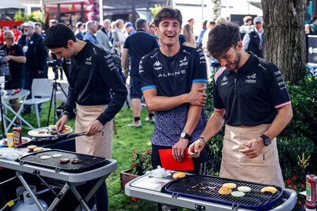 31 Esteban Ocon FRA, BWT Alpine F1 Team , Jack Doohan AUS, BWT Alpine F1 Team , 10 Pierre Gasly FRA, BWT Alpine F1 Team , F1 Grand Prix of Australia at Albert Park Circuit on March 30, 2023 in Melbourne, Australia Photo by HOCH ZWEI Melbourne Australia