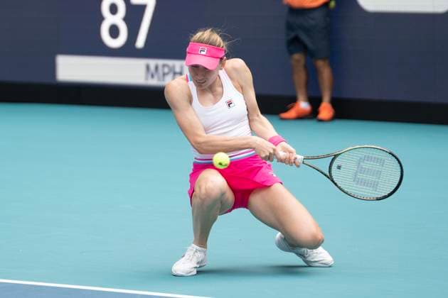 March 30, 2023, Miami Gardens, Florida, United States: March, 30 - Miami Gardens: Eketerina Alexandrova, in action here, plays Petra Kvitova(CZE) during the Quarter-Finals of the 2023 Miami Open by Itau. Miami Gardens United States - ZUMApa3_ 0240939190st Copyright: xAndrewxPatronx