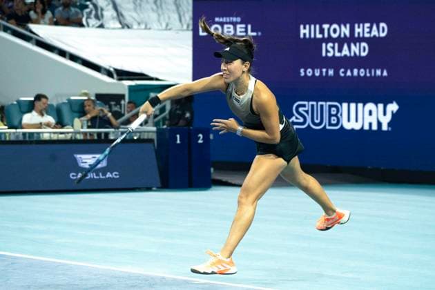 March 30, 2023, Miami Gardens, Florida, United States: March, 30 - Miami Gardens: Jessica Pegula(USA), in action here, plays Elena Rybakina(KAZ) during the Quarter-Finals of the 2023 Miami Open by Itau. Miami Gardens United States - ZUMApa3_ 0240940382st Copyright: xAndrewxPatronx