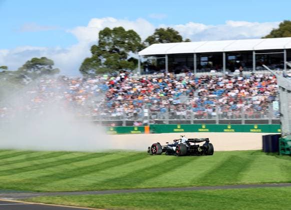 FORMULA 1 ROLEX AUSTRALIAN GRAND PRIX 2023 31 03 2023, Albert Park, Melbourne, FORMULA 1 ROLEX AUSTRALIAN GRAND PRIX 2023 , in the picture Yuki Tsunoda JPN , Scuderia AlphaTauri rides into the gravel bed nordphotoxGmbHx xBratic nph00250
