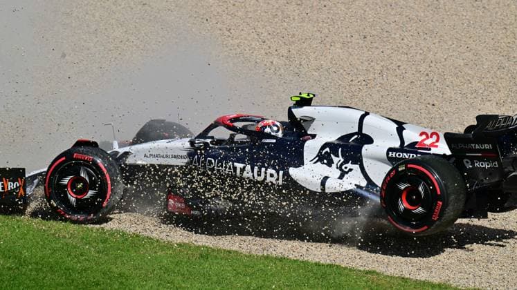 22 TSUNODA Yuki (jap), Scuderia AlphaTauri AT04, action during the Formula 1 Rolex Australian Grand Prix 2023, 3rd round of the 2023 Formula One World Championship, WM, Weltmeisterschaft from March 31 to April 2, 2023 on the Albert Park Circuit, in Melbourne, Australia - F1 - AUSTRALIAN GRAND PRIX 2023 DPPI Panoramic  00122006_AU2_2218A