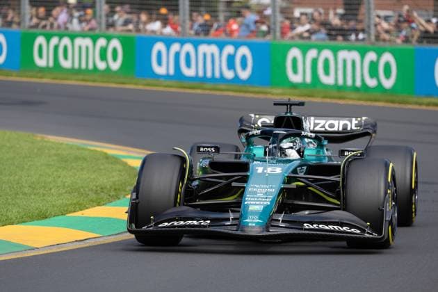 MELBOURNE, AUSTRALIA - MARCH 31: Lance Stroll (18) driving for Aston Martin Aramco Cognizant F1 Team at The Australian Formula One Grand Prix on March 31, 2023, The Melbourne Grand Prix Circuit in Albert Park, Australia. (Photo by Ivica Glavas Speed Media Icon Sportswire) AUTO: MAR 31 F1 - Australian Grand Prix Icon23033113647