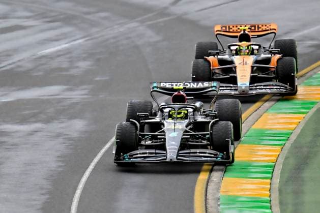 44 Lewis Hamilton GBR, Mercedes AMG Petronas F1 Team , 4 Lando Norris GBR, McLaren F1 Team , F1 Grand Prix of Australia at Albert Park Circuit on March 31, 2023 in Melbourne, Australia Photo by HOCH ZWEI Melbourne Australia