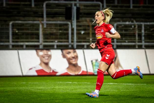 1 Frauen Bundesliga 1 FC Koeln MSV Duisburg, 31 03 2023 Goal number 3 for Mandy Islacker 8, 1 FC Koeln to 4 0 saqw23ewaehrend during the match 1 FC Koeln MSV Duisburg on matchday 17 of the womens soccer Bundesliga on 31 03 2023 at the Suedstadion in Koeln DFL REGULATIONS PROHIBIT ANY USE OF PHOTOGRAPHS AS IMAGE SEQUENCES AND OR QUASI VIDEO Copyright: xBEAUTIFULxSPORTS AxelxKohringx
