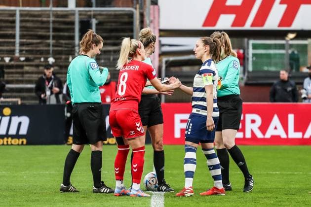 Sports, Football, FLYERALARM Womens Bundesliga Season 2022 2023 17 Matchday 1 FC Koeln MSV Duisburg 31 03 2023, Südstadion Koeln Site Selection Mandy Islacker 1 FC Koeln, 8 Yvonne Zielinski MSV Duisburg, 17 Koeln Südstadion Nordrhein Westfahlen Germany