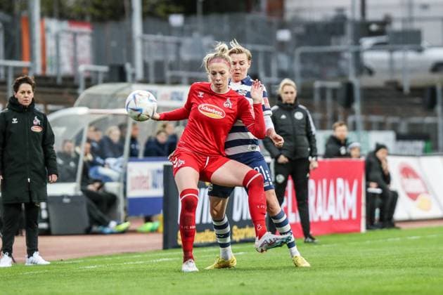 Sports, Football, FLYERALARM Womens Bundesliga Season 2022 2023 17 Matchday 1 FC Köln MSV Duisburg 31 03 2023, Südstadion Köln Weronika Zaistowska 1 FC Koeln, 24 Sarah Freutel MSV Duisburg, 21 Köln Südstadion Nordrhein Westfahlen Germany