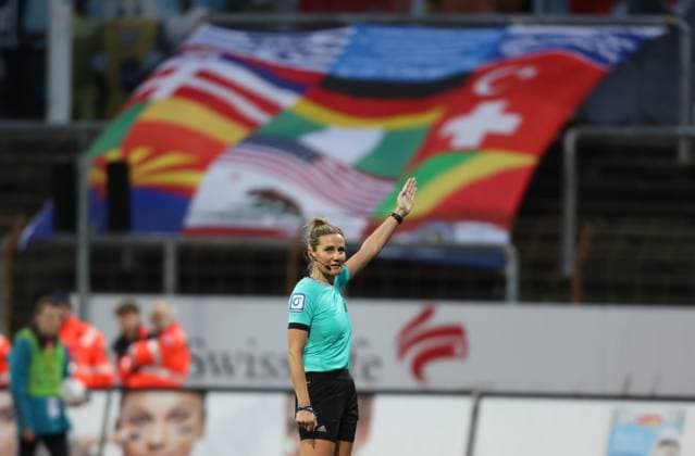 Referee Nadine Westerhoff, 1 FC Cologne MSV Duisburg, Flyeralarm Womens Bundesliga, Matchday 17, Cologne, Germany, 18 03 2023