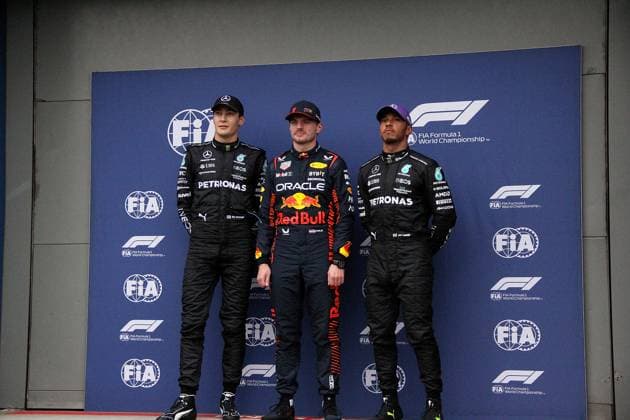 01 04 2023, Albert Park, Melbourne, FORMULA 1 ROLEX AUSTRALIAN GRAND PRIX 2023 , in picture pole position for Max Verstappen NLD , Oracle Red Bull Racing, 2 starting position for George Russell GBR , Mercedes AMG Petronas Formula One Team, 3 starting position for Lewis Hamilton GBR , Mercedes AMG Petronas Formula One Team Melbourne Albert Park Victoria Australia  eu-images-506