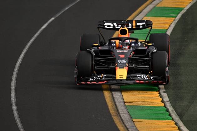 AUSTRALIAN F1 GRAND PRIX, Max Verstappen of Red Bull Racing during Qualifying for the Formula 1 Australian Grand Prix at the Albert Park Circuit in Melbourne, Saturday, April 1, 2023. ( NO ARCHIVING, EDITORIAL USE ONLY, NO USE IN BOOKS WITHOUT CONSENT MELBOURNE VIC AUSTRALIA  Copyright: xJOELxCARRETTx 20230401001781574092