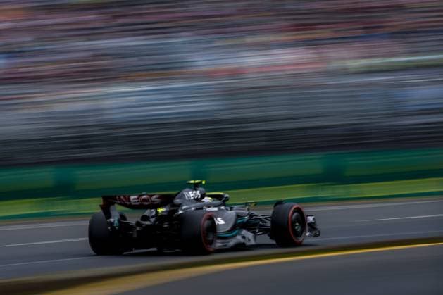 44 HAMILTON Lewis (gbr), Mercedes AMG F1 Team W14, action during the Formula 1 Rolex Australian Grand Prix 2023, 3rd round of the 2023 Formula One World Championship, WM, Weltmeisterschaft from March 31 to April 2, 2023 on the Albert Park Circuit, in Melbourne, Australia - F1 - AUSTRALIAN GRAND PRIX 2023 DPPI Panoramic  00122006__R3_0538