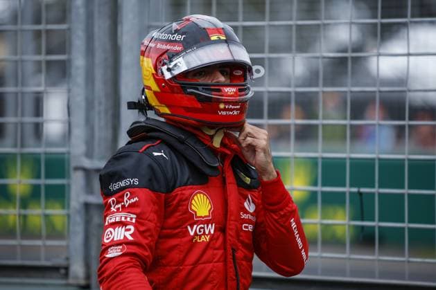 SAINZ Carlos (spa), Scuderia Ferrari SF-23, portrait during the Formula 1 Rolex Australian Grand Prix 2023, 3rd round of the 2023 Formula One World Championship, WM, Weltmeisterschaft from March 31 to April 2, 2023 on the Albert Park Circuit, in Melbourne, Australia - F1 - AUSTRALIAN GRAND PRIX 2023 DPPI Panoramic  00122006__R3_0722