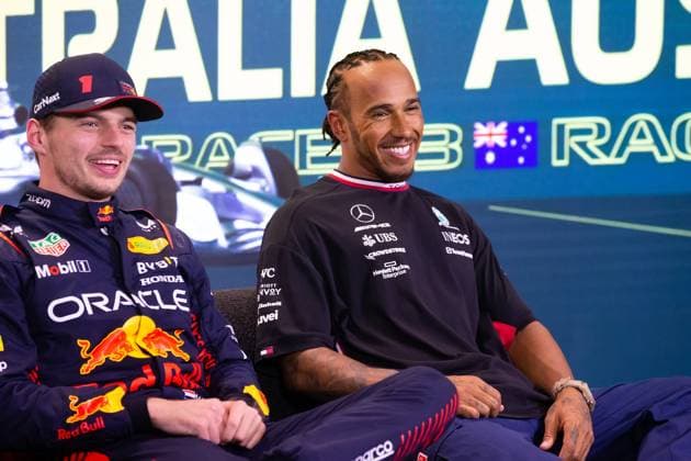 MELBOURNE, AUSTRALIA - APRIL 01: Lewis Hamilton during The Australian Formula One Grand Prix on April 01, 2023, at The Melbourne Grand Prix Circuit in Albert Park, Australia. (Photo by Dave Hewison Speed Media Icon Sportswire) AUTO: APR 01 F1 - Australian Grand Prix Icon2304013753
