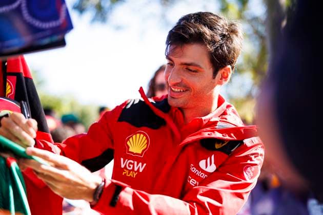 2nd April 2023: Melbourne Grand Prix Circuit, Melbourne, Victoria, Australia: Australian Formula 1 Grand Prix: Race Day: Number 55 Scuderia Ferrari driver Carlos Sainz Jr arrives before the race  ActionPlus12493450 StephenxBlackberry