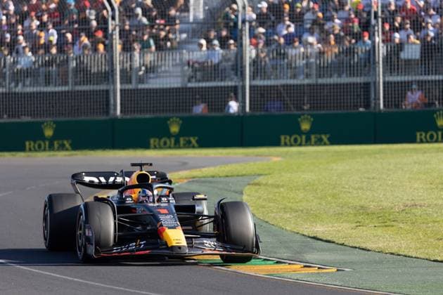 MELBOURNE, AUSTRALIA - APRIL 02: Max Verstappen (1) driving for Oracle Red Bull Racing during The Australian Formula One Grand Prix on April 02, 2023, at The Melbourne Grand Prix Circuit in Albert Park, Australia. (Photo by Dave Hewison Speed Media Icon Sportswire) AUTO: APR 02 F1 - Australian Grand Prix Icon23040228914