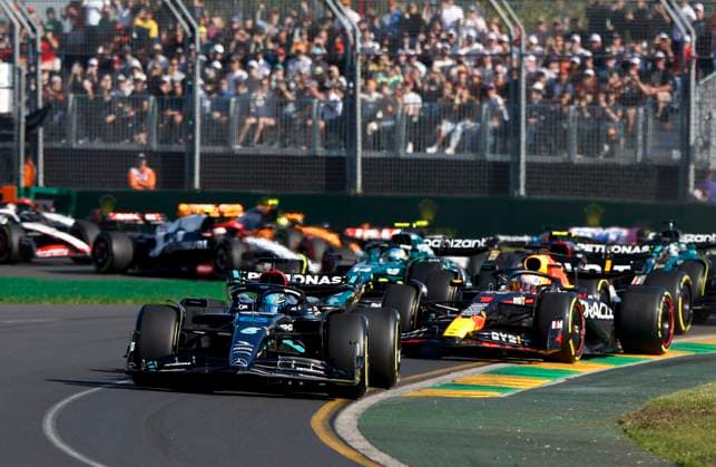 Start, 63 George Russell (GBR, Mercedes-AMG Petronas F1 Team), 1 Max Verstappen (NLD, Oracle Red Bull Racing), 14 Fernando Alonso (ESP, Aston Martin Aramco Cognizant F1 Team), F1 Grand Prix of Australia at Albert Park Circuit on April 2, 2023 in Melbourne, Australia. (Photo by HOCH ZWEI) Melbourne Australia