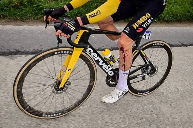 Belgian Wout van Aert of Team Jumbo-Visma pictured in action during the men s race of the Ronde van Vlaanderen Tour des Flandres Tour of Flanders one day cycling event, 273,4km from Brugge to Oudenaarde, Sunday 02 April 2023. DIRKxWAEM  x64042651x