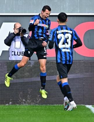 02 04 2023 football season 2022 2023 2 football Bundesliga 26 matchday SC Paderborn 07 SCP SpVgg Greuther Fürth Kleeblatt Sportfoto Zink DFL regulations prohibit any use of photographs as image sequences and or quasi video only for editorial use Torjubel Jubel Freude nach Treffer Torschuss zum 1 0 by Ron Schallenberg 8, SC Paderborn 07