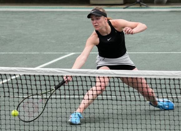 April 3, 2023: Elina Svitolina (UKR) loses to Yulia Putintseva (KAZ), 6-7, 6-2, 6-4 at the Credit One Charleston Open being played at Family Circle Tennis Center in Charleston, South Carolina, {USA} Tennisclix Cal Media Charleston USA - ZUMAc04_ 20230403_zaf_c04_048 Copyright: xLesliexBillmanx