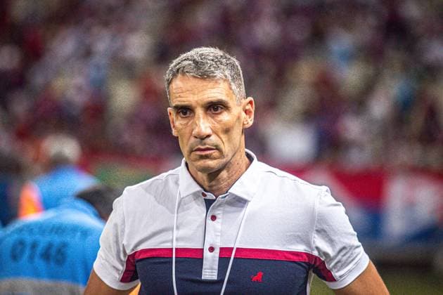 Futbol, Fortaleza vs Palestino. Copa conmebol Sudamericana 2023. El entrenador de Fortaleza Juan Pablo Vojvoda es fotografiado durante el partido por copa sudamericana contra Palestino disputado en el estadio Castelao en Fortaleza, Brasil. 05 04 2023 AGIF Photosport Football, Fortaleza vs Palestino. 2023 Copa conmebol Sudamericana Championship. Fortaleza s head coach Juan Pablo Vojvoda is pictured during the copa sudamericana match against Palestino at the Castelao in Fortaleza, Brazil. 05 04 2023 AGIF Photosport Fortaleza vs Palestino, Copa Sudamericana 2023
