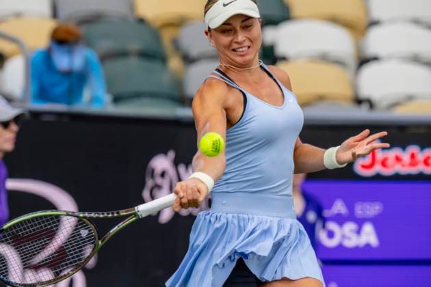 April 6, 2023, Charleston, SC, United States of America: (12) PAULA BADOSA ESP plays against DIANA SHNAIDER USA at the WTA, Tennis Damen Series for the Credit One Charleston Open in Charleston, SC, USA. Charleston United States of America - ZUMAa161 20230406_zaa_a161_006 Copyright: xWalterxG.xArcexSr.x