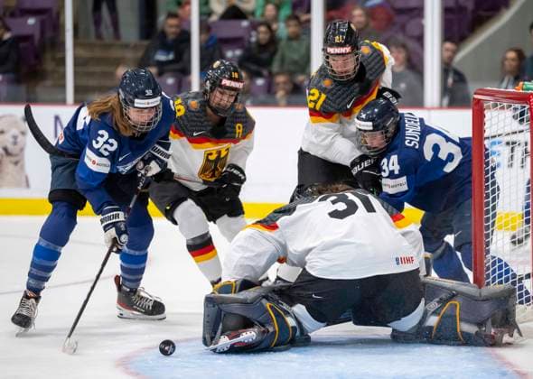 Bilder des Jahres 2023, Sport 04 April Sport Themen der Woche KW14 Sport Bilder des Tages April 7, 2023, BRAMPTON, ON, CANADA: Finland forward Emilia Vesa (32) scores on Germany goaltender Johanna May (31) as Germany forward Bernadette Karpf (18) and defender Tabea Botthof (21) with Finland forward Sofianna Sundelin (34) look on during first period IIHF Women™s World Hockey Championship hockey action in Brampton, Ont., on Friday, April 7, 2023. Canada News - April 7, 2023  - ZUMAc35_ 20230407_zaf_c35_080 Copyright: xFrankxGunnx