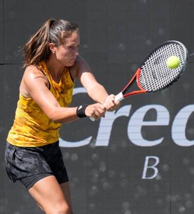 April 7, 2023: Daria Kasatkina (RUS) defeated Madison Keys (USA) 7-6, 4-6, 6-2, at the Credit One Charleston Open being played at Family Circle Tennis Center in Charleston, South Carolina USA Tennisclix Charleston USA - ZUMAc04_ 20230407_zaf_c04_035 Copyright: xLesliexBillmanx