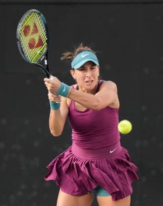 April 7, 2023: Belinda Bencic (SUI) defeated Ekaterina Alexandrova (RUS) 6-3, 6-3, at the Credit One Charleston Open being played at Family Circle Tennis Center in Charleston, South Carolina USA Tennisclix Charleston USA - ZUMAc04_ 20230407_zaf_c04_059 Copyright: xLesliexBillmanx
