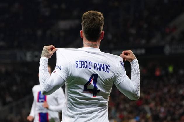 Joie - Sergio Ramos (Paris SG) FOOTBALL : OGC Nice vs Paris SG - Ligue 1 Uber Eats - Nice - 08 04 2023 NorbertScanella Panoramic 