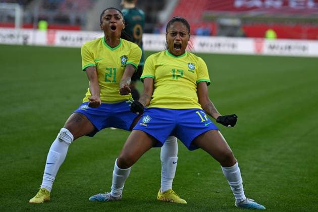 IMAGO Iconic Moments, Fußball - Frauen Bilder des Jahres 2023, Sport 04 April Sport Themen der Woche KW15 Sport Bilder des Tages Jubel, Freuen, celebrate, happy, cheer , Goal Celebration Brasilien 0:2. Kremlin Ferraz (Brasilien, 21) Ariadina Borges (Brasilien, 17), 11.04.2023, Nürnberg (Deutschland), Fussball, Länderspiel, Frauen, Deutschland - Brasilien *** Cheer, joy, celebrate, happy, cheer , Goal Celebration Brazil 0 2 Kremlin Ferraz Brazil, 21 Ariadina Borges Brazil, 17 , 11 04 2023, Nuremberg Germany , football, international match, women, Germany Brazil xmkx
