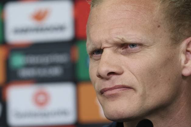 Union s head coach Karel Geraerts pictured at a press conference, PK, Pressekonferenz of Belgian soccer team Royale Union Saint-Gilloise, Wednesday 12 April 2023 in Leverkusen, Germany. Union is preparing for tomorrow s game against German Bayer 04 Leverkusen, the first leg of the quarterfinals of the UEFA Europa League competition. BRUNOxFAHY  x64606125x