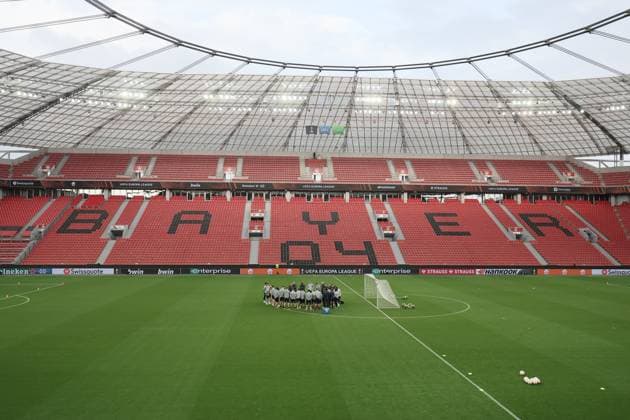 Union s players and staff pictured during a training session of Belgian soccer team Royale Union Saint-Gilloise, Wednesday 12 April 2023 in Leverkusen, Germany. Union is preparing for tomorrow s game against German Bayer 04 Leverkusen, the first leg of the quarterfinals of the UEFA Europa League competition. BRUNOxFAHY  x64607364x