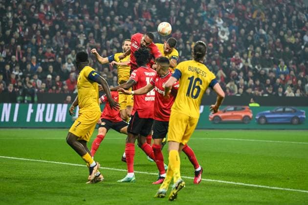 GER, Europa League, Bayer Leverkusen Union Saint Giloise 13 04 2023, BayArena , Leverkusen , GER, Europa League, Bayer Leverkusen Union Saint Giloise in picture picture shows Jonathan Tah Bayer Leverkusen 4 heads the ball out of the penalty area nordphotoxGmbHx xTeresaxKroeger nordphoto00008