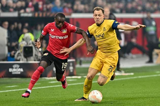 f l in duel Moussa Diaby 19, Bayer 04 Leverkusen Senne Lynen 20, Union Saint Gilloise 13 04 2023 Football Europa League, Bayer 04 Leverkusen vs Union Saint Gilloise, BayArena, Leverkusen, NRW Germany Copyright: xpepphotox xHorstxMauelshagenx pep00321, pep_20230413_hm