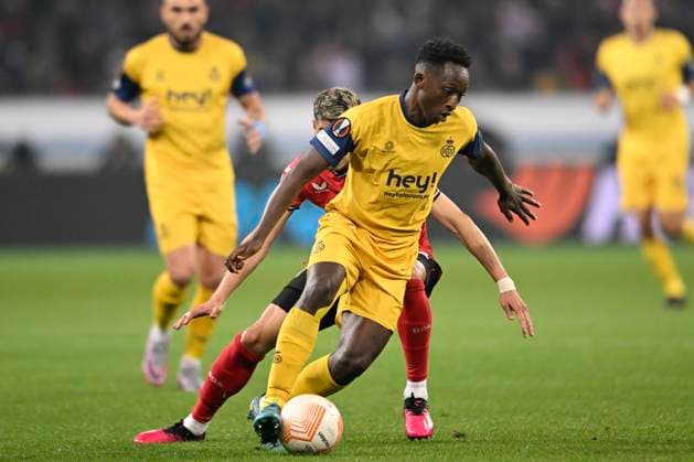 LEVERKUSEN, GERMANY - APRIL 13 : Amani Lazare midfielder of Union St-Gilloise battles for the ball with Palacios Exequiel midfielder of Bayer Leverkusen during the UEFA Europa League Quarter-finals, 1st leg match between Leverkusen and Union SG at the BayArena on April 13, 2023 in Leverkusen, Germany, 13 04 2023 ( Leverkusen v Union SG - UEFA Europa League PhotoNews Panoramic 
