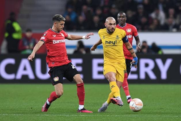 Soccer Europa League quarterfinals Bayer 04 Leverkusen Union Saint Gilloise on 13 04 2023 at the BayArena in Leverkusen Exequiel Palacios Leverkusen , left Teddy Teuma Saint Gilloise , right xHDx