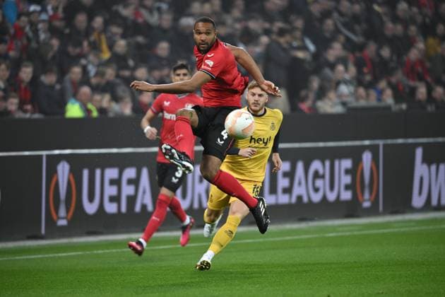 Jonathan Tah Bayer 04 Leverkusen , Yorbe Vertessen Saint Gilloise , v li 13 04 2023, football Europa League, season 2022 23, quarterfinals first leg, Bayer 04 Leverkusen Union Saint Gilloise Leverkusen BayArena Nordrhein Westfalen Germany. Team2