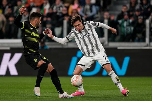 Ricardo Esgaio of Sporting CP and Federico Chiesa of Juventus FC compete for the ball during the Europa League football match between Juventus FC and Sporting CP at Juventus stadium in Torino (Italy), April 13th, 2023. Photo Federico Tardito Insidefoto federicoxtardito