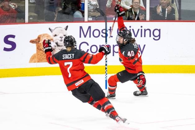 230413 Blayre Turnbull of Canada celebrates scoring 1 0 during the 2023 IIHF Women s World Championship quarterfinal game between Canada and Sweden on April 13, 2023 in Brampton Photo Mathilda Ahlberg BILDBYRAN kod MA MA0459 ishockey ice hockey vm dam 2023 iihf womens world championship dam vm ishockey vm kanada sverige women canada sweden bbeng jubel,  Copyright: MATHILDAxAHLBERG BB230413MA073