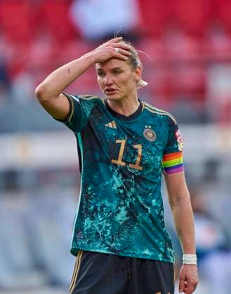 Alexandra Popp, DFB 11 in the friendly DFB women match GERMANY - BRASIL 1-2 Preparation for WM World Championships 2023 in Australia, New Zealand ,Season 2022 2023, on Apr 11, 2023 in Nuremberg, Nürnberg, Germany.