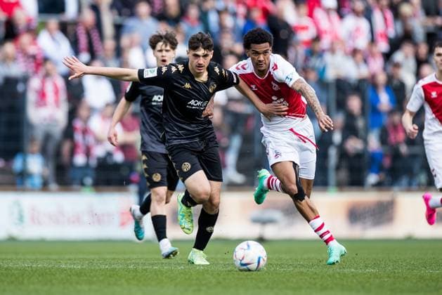 A Junior Bundesliga German Championship Semi Final 2022 23 1 FC Koeln U19 1 FSV Mainz 05 U19 Maxim Dal 1 FSV Mainz 05 U19, 5 , Damion Downs 1 FC Koeln U19, 9 A Junior Bundesliga German Championship Semi Final 2022 23 1 FC Koeln U19 1 FSV Mainz 05 U19, Koeln, Franz Kremer Stadion Copyright: xBEAUTIFULxSPORTS Wunderlx