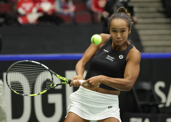 April 15, 2023, Vancouver, British Columbia, Canada: LEYLAH ANNIE FERNANDEZ of Canada hits the ball back during her match against YSALINE BONAVENTURE of Belgium on Day 2 of the Billie Jean King Cup Qualifier match between Canada and Belgium at Pacific Coliseum on April 15, 2023 in Vancouver, British Columba, Canada. Vancouver Canada - ZUMAc132 20230415_zap_c132_020 Copyright: xAndrewxChinx
