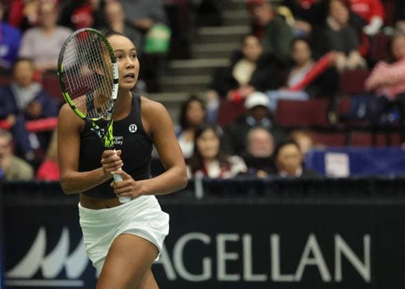 April 15, 2023, Vancouver, British Columbia, Canada: LEYLAH ANNIE FERNANDEZ of Canada hits the ball back during her match against YSALINE BONAVENTURE of Belgium on Day 2 of the Billie Jean King Cup Qualifier match between Canada and Belgium at Pacific Coliseum on April 15, 2023 in Vancouver, British Columba, Canada. Vancouver Canada - ZUMAc132 20230415_zap_c132_024 Copyright: xAndrewxChinx