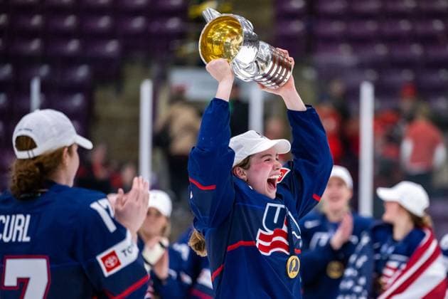 230416 Players of USA celebrate winning the 2023 IIHF Women s World Championship final between Canada and USA on April 16, 2023 in Brampton Photo Mathilda Ahlberg BILDBYRAN kod MA MA0464 ishockey ice hockey vm dam 2023 iihf womens world championship dam vm ishockey vm canada usa women bbeng kanada jubel,  Copyright: MATHILDAxAHLBERG BB230416MA220