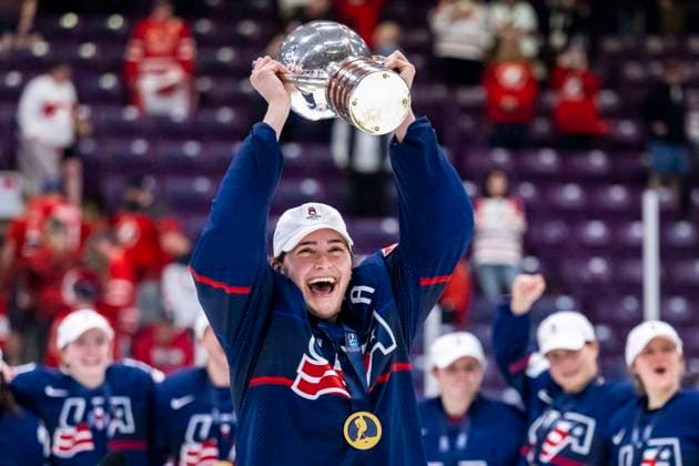 230416 Alex Carpenter of USA celebrate winning the 2023 IIHF Women s World Championship final between Canada and USA on April 16, 2023 in Brampton Photo Mathilda Ahlberg BILDBYRAN kod MA MA0464 ishockey ice hockey vm dam 2023 iihf womens world championship dam vm ishockey vm canada usa women bbeng kanada jubel,  Copyright: MATHILDAxAHLBERG BB230416MA226
